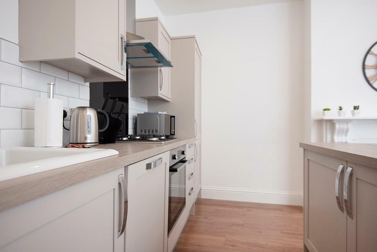 Flat A - Spacious Ground Floor, 1 Bedroom Apartment In Central Southsea, Portsmouth Eksteriør billede
